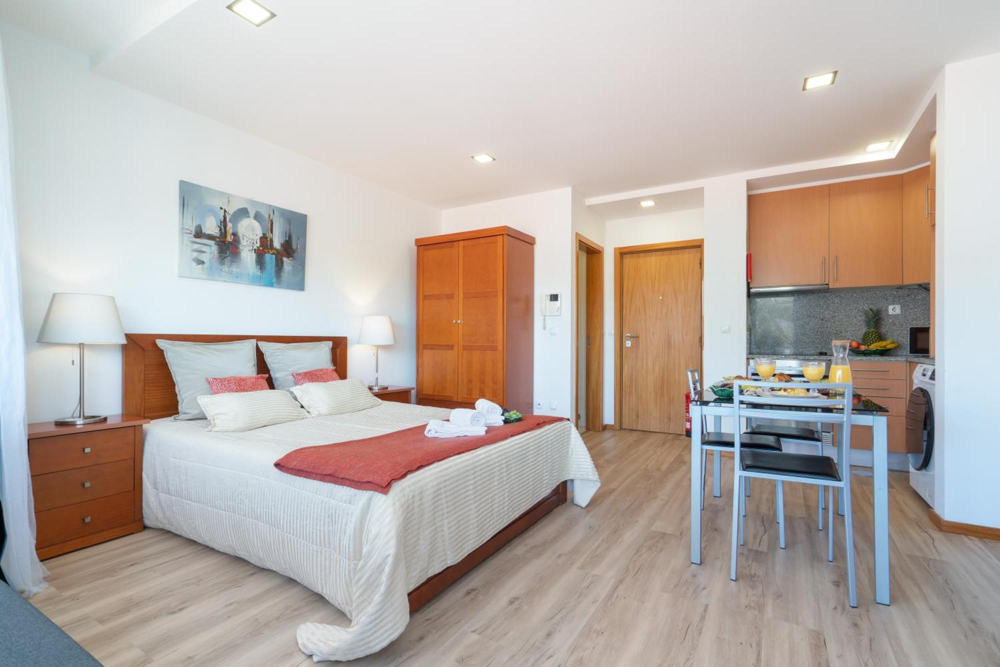 Apartament Host Wise - Bright Quiet Flats - Prime Location Porto Zewnętrze zdjęcie